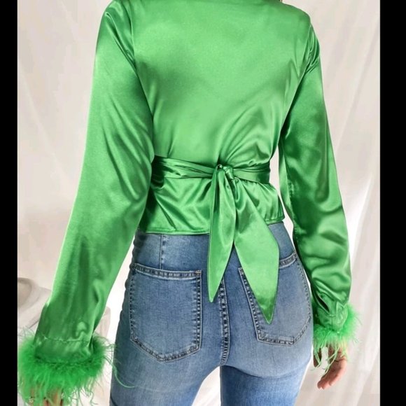 GREEN Statement Maker Fuzzy feather Cuff Blouse - Picture 6 of 9